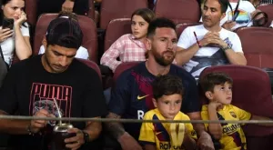 {{ otherArticle[0].article.title }}