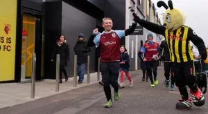 УЕФА награди фена, пробягал 5000 км до всички гостувания на любимия му отбор във Висшата лига