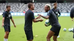 Стана ясно колко пари ще иска ПСЖ за своята звезда