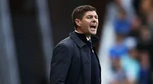 Стивън Джерард отправи сериозни критики към "пълната каша" в Шотландия