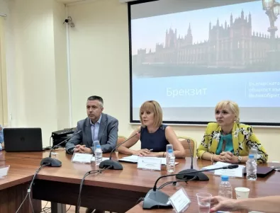 Манолова призова Борисов да побърза да уреди правата на сънародниците ни във Великобритания