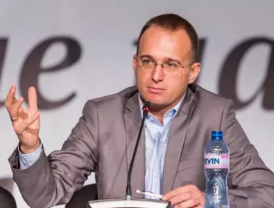 Славчев: Софиянци платиха три пъти за ограничителите на “Графа” – сега да плаща кмета