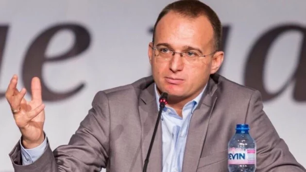 Славчев: Софиянци платиха три пъти за ограничителите на “Графа” – сега да плаща кмета