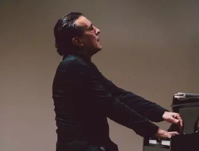 Награждават световноизвестния пианист Людмил Ангелов с престижен испански орден