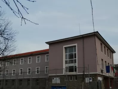 Близо 20 ромчета на поправителен изпит в асеновградското ОУ 