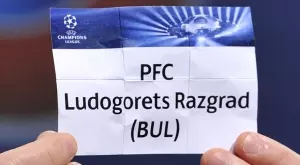 {{ otherArticle[0].article.title }}