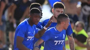 {{ otherArticle[0].article.title }}