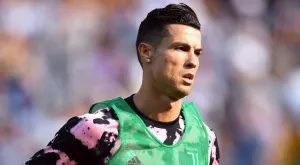 {{ otherArticle[0].article.title }}