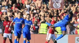 {{ otherArticle[0].article.title }}