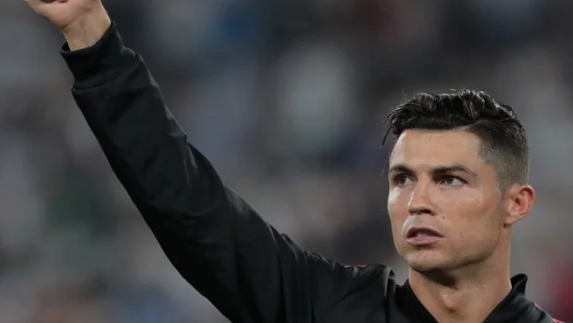 Роналдо превръща хотелите си в болници за битка с коронавируса?