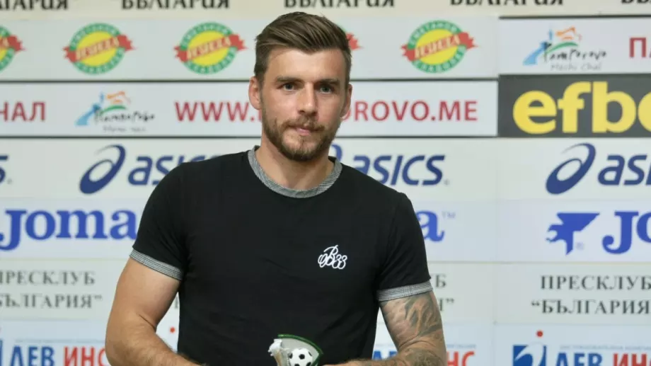 Греъм Кери остана в ЦСКА, за да се бори за титлата