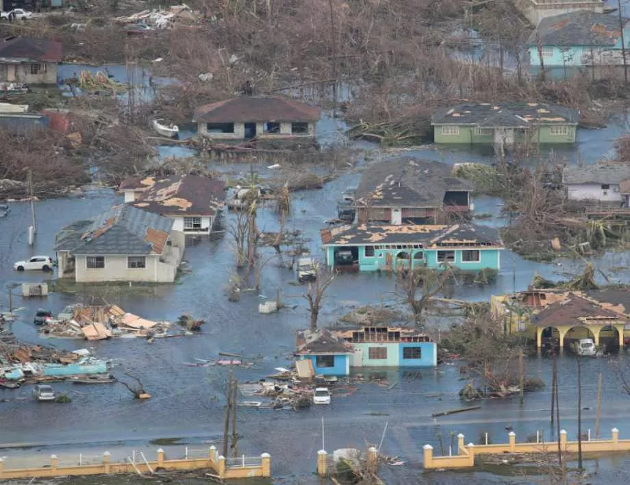 Американска оценка: Щетите от "Дориан" на Бахамите са ужасяващи