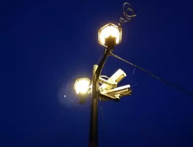 Собственик на ВЕЦ иска да поеме уличното осветление в девинско село