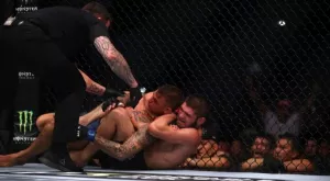 {{ otherArticle[0].article.title }}