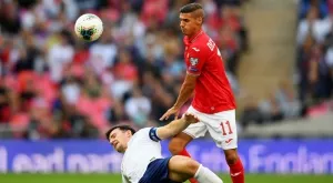 {{ otherArticle[0].article.title }}