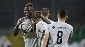 {{ otherArticle[0].article.title }}