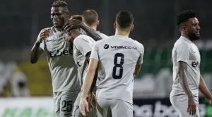 {{ otherArticle[0].article.title }}