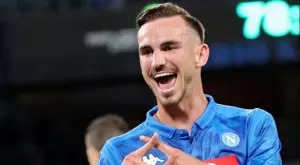 Реал влиза в битка с Барса и Сити за голям талант от Наполи