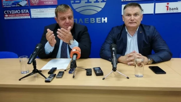 Каракачанов: Несериозно е да коментирам искането на „Атака“ за заличаване на ПГ „Обединени патриоти“
