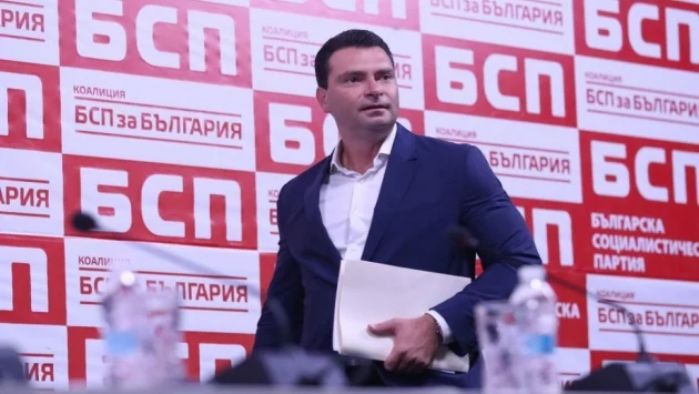 Лидерът на БСП-София поиска подкрепа от "Демократична България" за Манолова