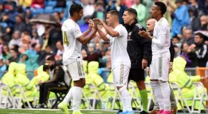 Азар: Невероятно е да дебютираш на най-великия стадион в света