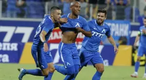 {{ otherArticle[0].article.title }}