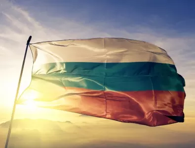 Дават български знамена на всички училища, детски градини и ясли в София