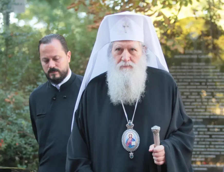 Патриарх Неофит: Свидетели сме на ужасна трагедия - войната в братска Украйна