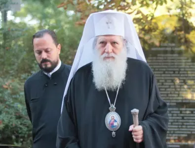 Патриарх Неофит още е във ВМА