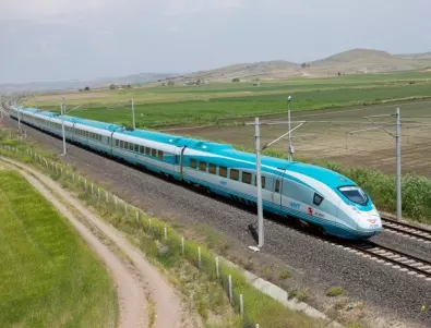 Китай пусна високоскоростни влакове без ватман за Олимпиадата (ВИДЕО И СНИМКИ) 