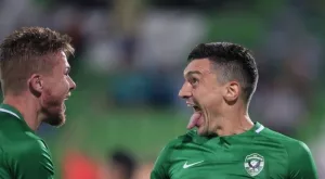 {{ otherArticle[0].article.title }}