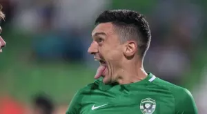 {{ otherArticle[0].article.title }}