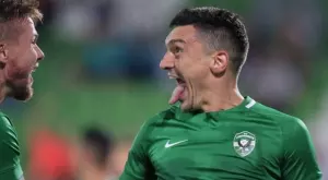 {{ otherArticle[0].article.title }}