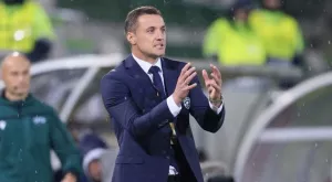 {{ otherArticle[0].article.title }}