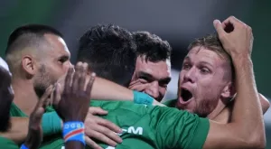 {{ otherArticle[0].article.title }}