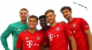 Байерн Мюнхен оглави Бундеслигата след трудна победа над последния