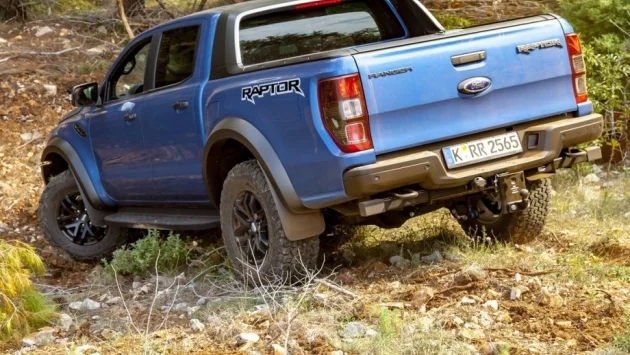 Ford Ranger Raptor е в стихията си извън пътя (тест-драйв)