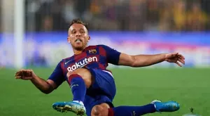 {{ otherArticle[0].article.title }}