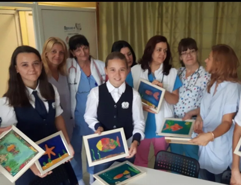 Картини на ученици стават част от интериора на бургаска болница