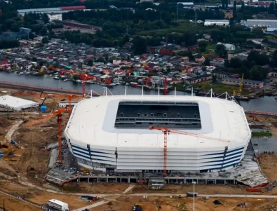 Стадион за 300 милиона от Мондиал 2018 потъва в тресавище