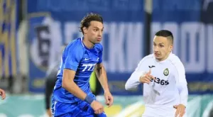 {{ otherArticle[0].article.title }}