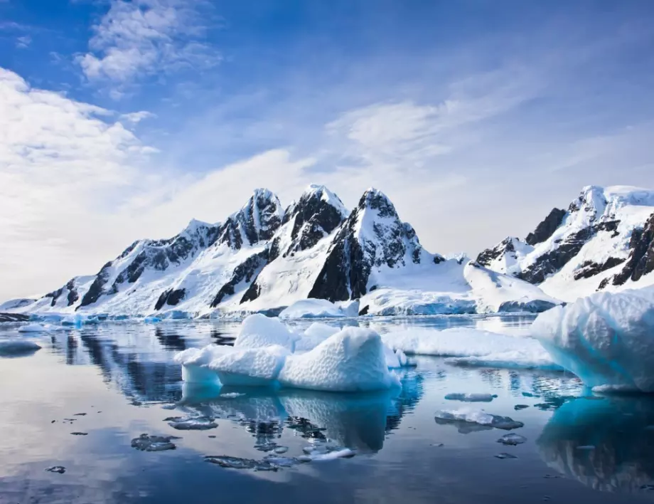 Топящи се ледници разкриха древни артефакти 