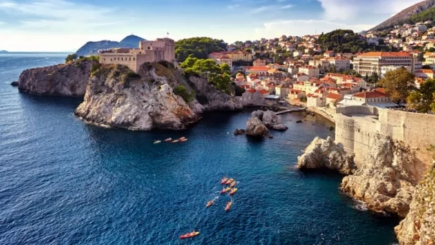 Хърватия улеснява достъпа на чешки туристи, за да спаси сезона 
