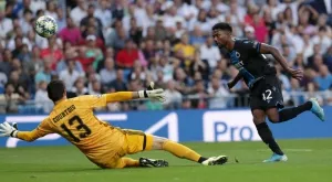 {{ otherArticle[0].article.title }}