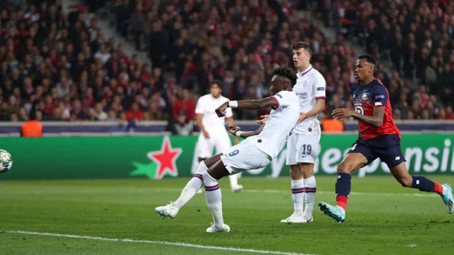 Късен гол донесе изстрадана първа победа за Челси в Шампионска лига