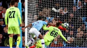 {{ otherArticle[0].article.title }}