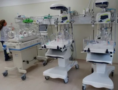 Фондация „Силви Вартан“ дари две реанимационни маси за новородени на УМБАЛ „Пловдив