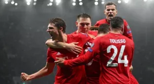 {{ otherArticle[0].article.title }}