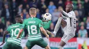 {{ otherArticle[0].article.title }}