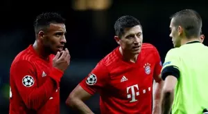 Левандовски помогна на Байерн за трудна победа срещу последния